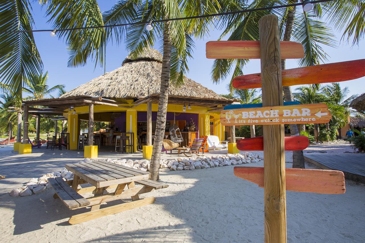 Blue Bay Bungalows Esterno foto
